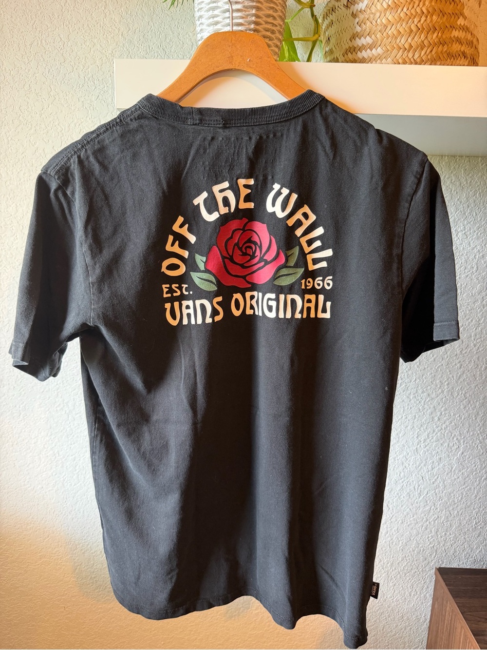 Vans women Black Pocket T‑Shirt with Rose Logo - Picture 3 of 6